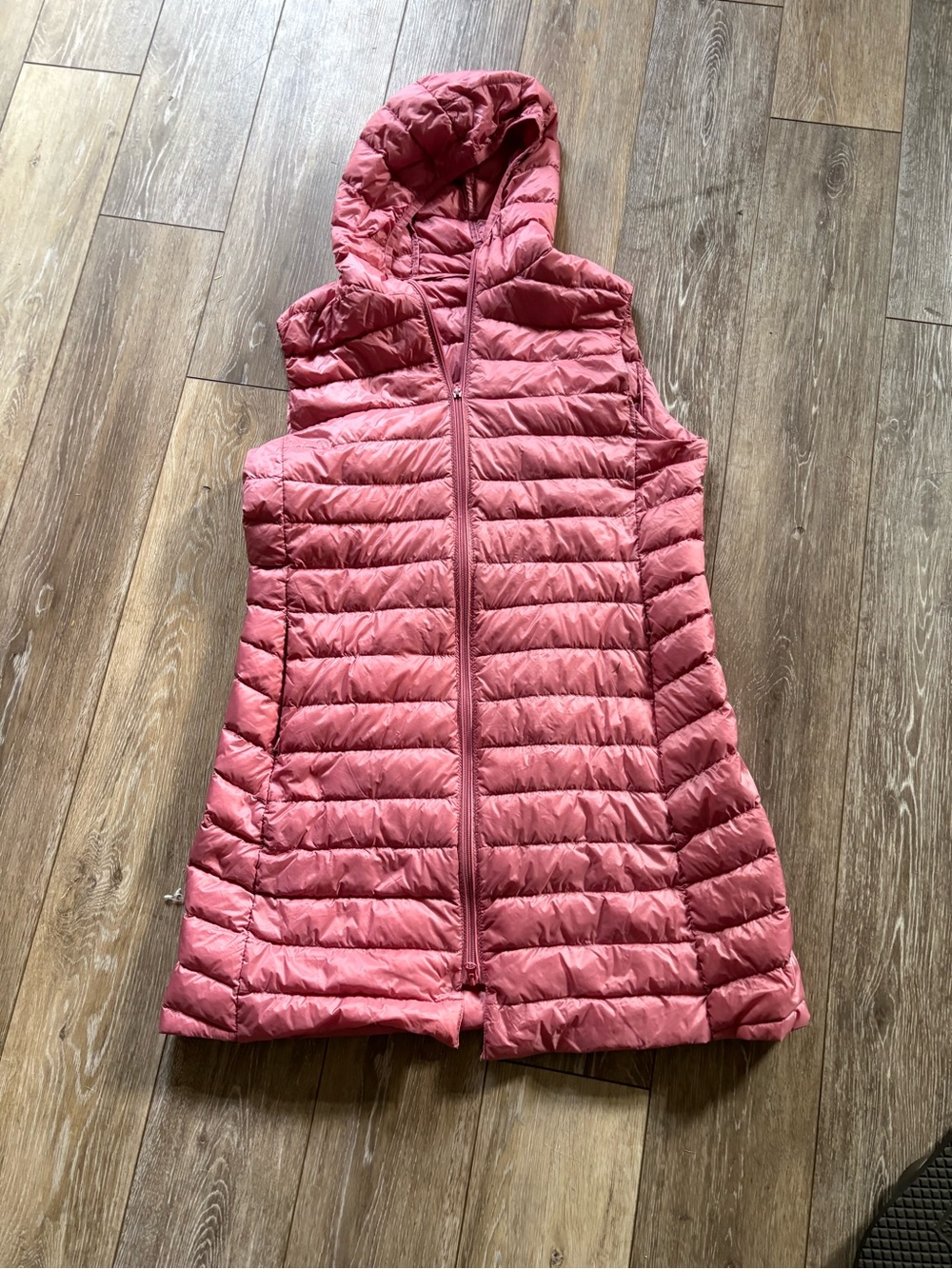 Women's Hooded Packable Puffer Vest - Dusty Rose